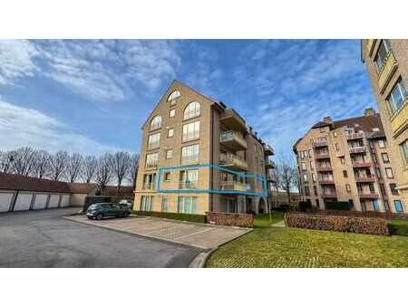 appartement contemporain spacieux de 2 chambres ensoleillé