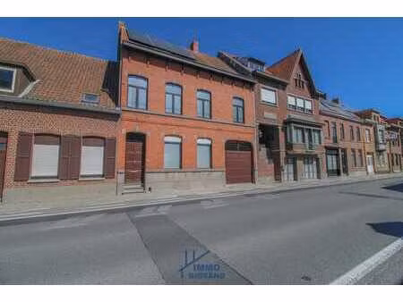 charmante en uitzonderlijk ruime hoevestijlwoning met ate...