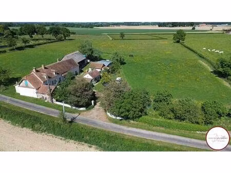 propriété équestre avec longère de 125 m² sur 3ha80 - saint bonnet troncais