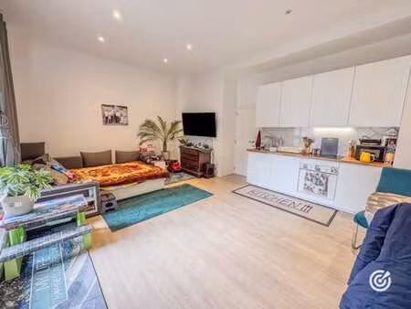 jardin botanique - appartement 1 chambre de 62 m²