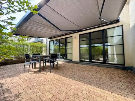 châtelain – magnifique appt 1 ch meublé de 55 m2