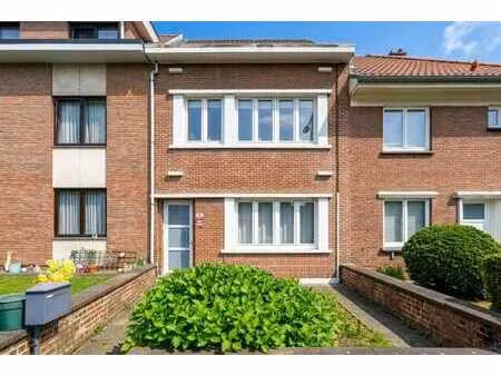 stockel - maison 3ch. avec garage et esp extérieur
