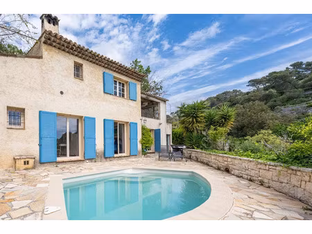 vente villa 8 pièces 217 m² à la colle-sur-loup (06480)  940 000 €