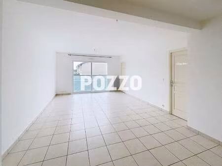 location appartement 4 pièces à bayeux (14400) : à louer 4 pièces / 70m² bayeux