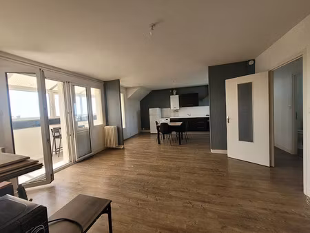 location appartement 2 pièces 56.15 m² à granville (50400)  575 €