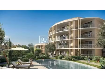 2 pieces + terrasse sophia antipolis