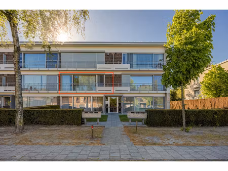 appartement te koop in malle met 2 slaapkamers