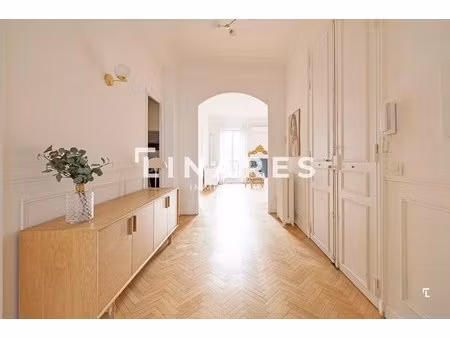 le signature - appartement t3 de 130m2 - box - 13008 marseille
