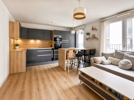 appartement 3 pièces avec terrasse  résidence 2021  dpe c  rer b/c  aucun travaux