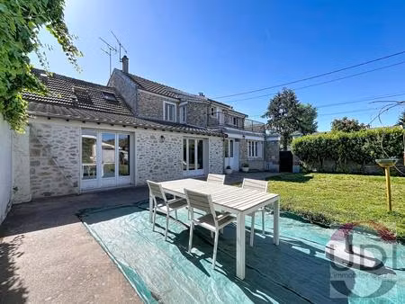 exclusivité udi - ballancourt sur essonne - mode de vie de plain pied - maison en pierre d