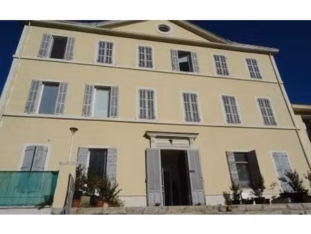 location appartement  m² t-1 à auriol  461 €