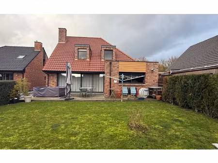 location maison  134.16 m² t-4 à wannehain  1 500 €