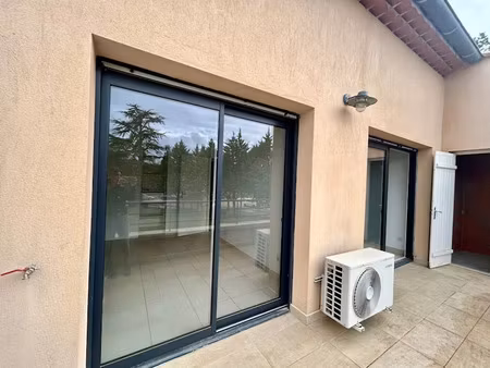vente appartement 4 pièces 63 m² à la motte-d'aigues (84240)  229 000 €