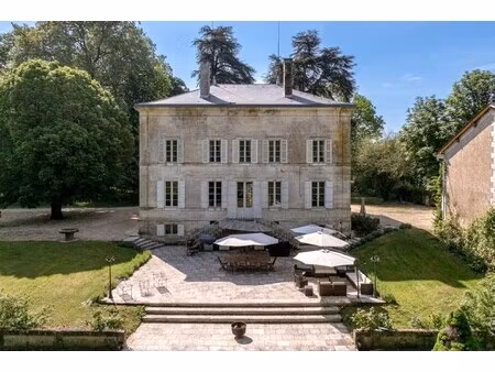 manoir à vendre à brantôme