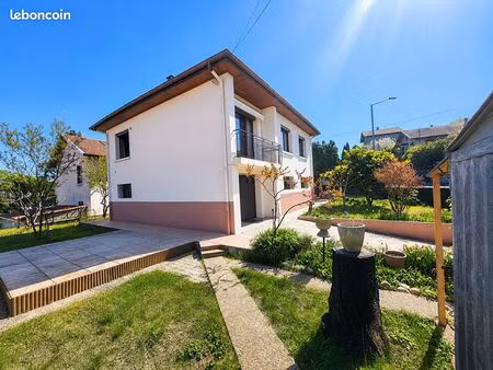 maison 4 pièces 106 m²