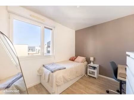 chambre 1 pièce 25 m²