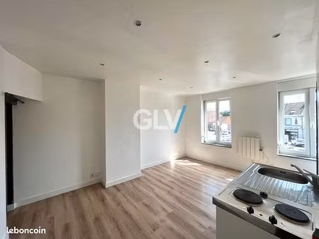 studio 1 pièce 22 m²