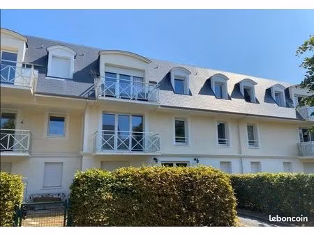 2 pièces 37m2 parking  garage  balcon