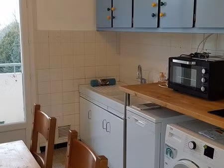 joli f3 meuble avec balcon