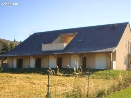 studio 25 m2 12390 rignac