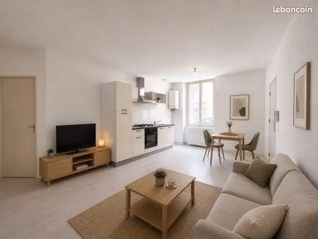 t2 avec terrasse privée – lumineux et fonctionnel