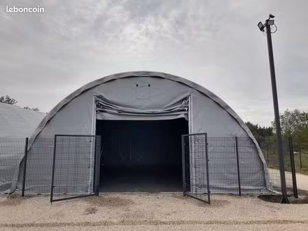 depot entrepot de stockage garage
