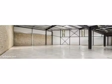 recherche local / hangar commercial à louer