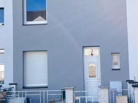 location maison mitoyenne falck centre