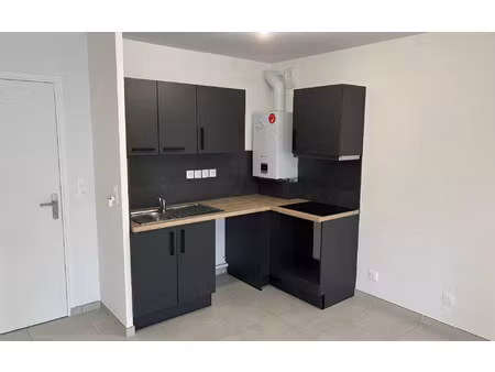 location appartement  38.44 m² t-2 à bourg-en-bresse  600 €