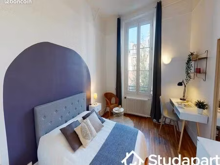 chambre 1 pièce 14 m²