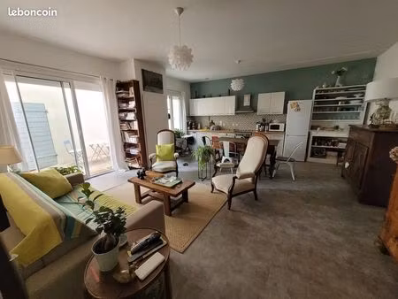 appartement 2 pièces 55 m²
