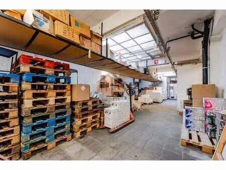st gilles-commerce/entrepôt/garage intérieur