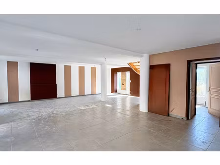 maison bélâbre m² t-6 à vendre  40 000 €