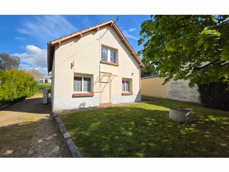 maison fontenay-sur-loing 100 m² t-4 à vendre  174 000 €