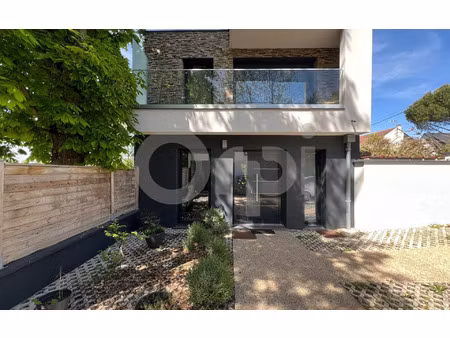 maison noiseau m² t-6 à vendre  475 000 €