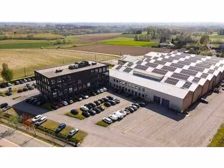 moderne kantoorruimte van 1.509 m² en 1.000 m² opslag te...