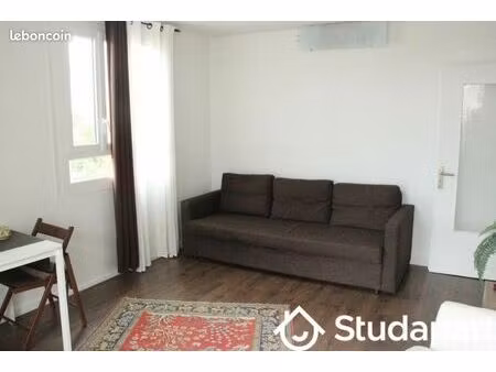 chambre 1 pièce 16 m²