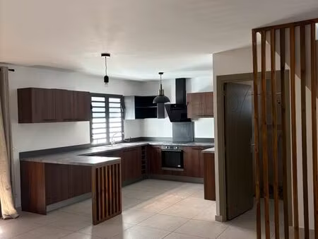 location appartement fleurimont  saint-paul