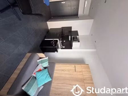 appartement 1 pièce 14 m²
