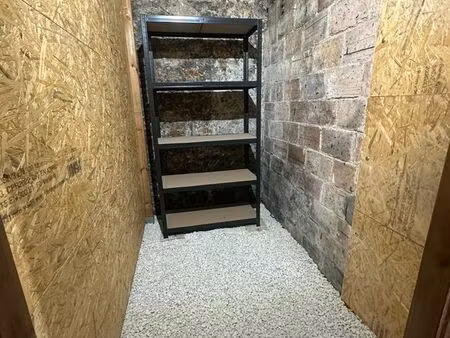 local de stockage / cave 3m2 triangle d'or