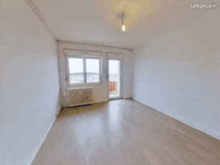 bel appartement f3 à louer avec cuisine équipée