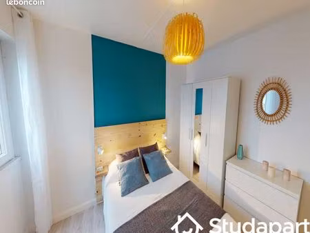 chambre 1 pièce 11 m²