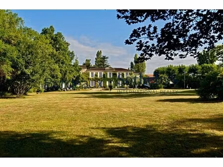 château à vendre à bordeaux