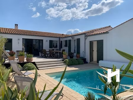 maison de luxe à vendre à sainte-marie-de-ré