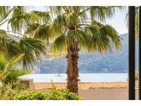 villa de luxe à vendre dans le quartier plan de la mer-fregate-rampale-alon