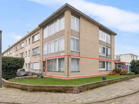 garage à vendre à deurne € 259.000 (lnwml) - heylen vastgoed - deurne | zimmo