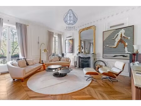appartement de luxe à vendre dans le quartier hoche-friedland