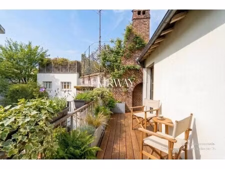 maison de luxe à vendre dans le quartier montmartre