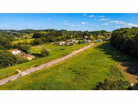 terrain constructible viabilisé à vendre