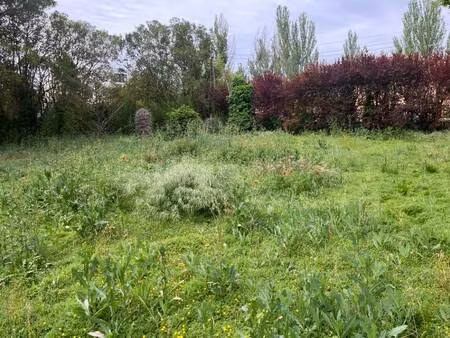terrain constructible viabilisé à vendre
